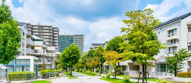 緑に囲まれた閑静な住宅街